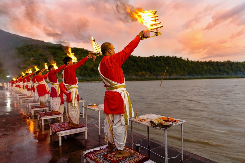 Arti in Rishikesh | Bonefire Hostels